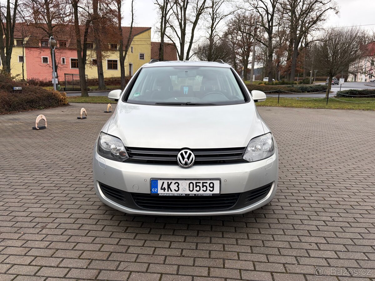 Volkswagen Golf Plus 1.6 TDI 2009 manuál - 5