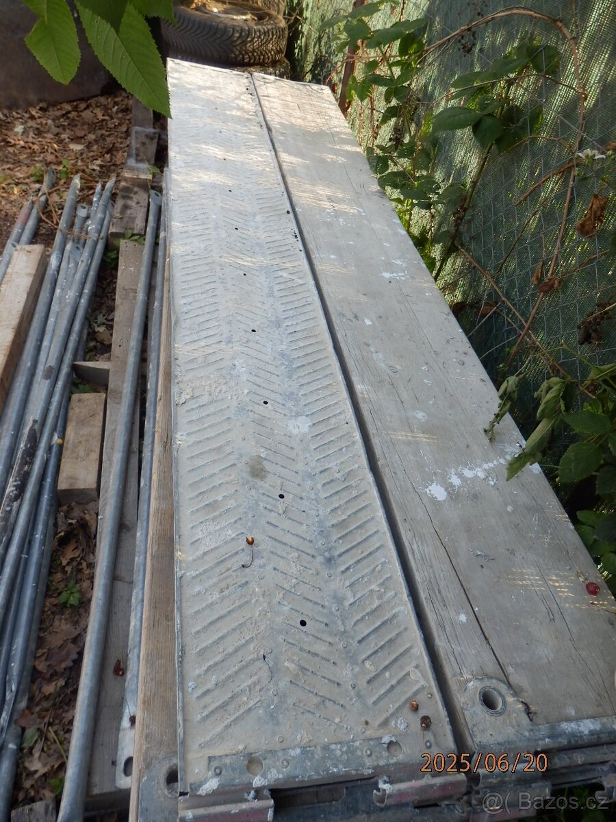 Prodám Rámové, ocelové lešení 2x2,5M - 5