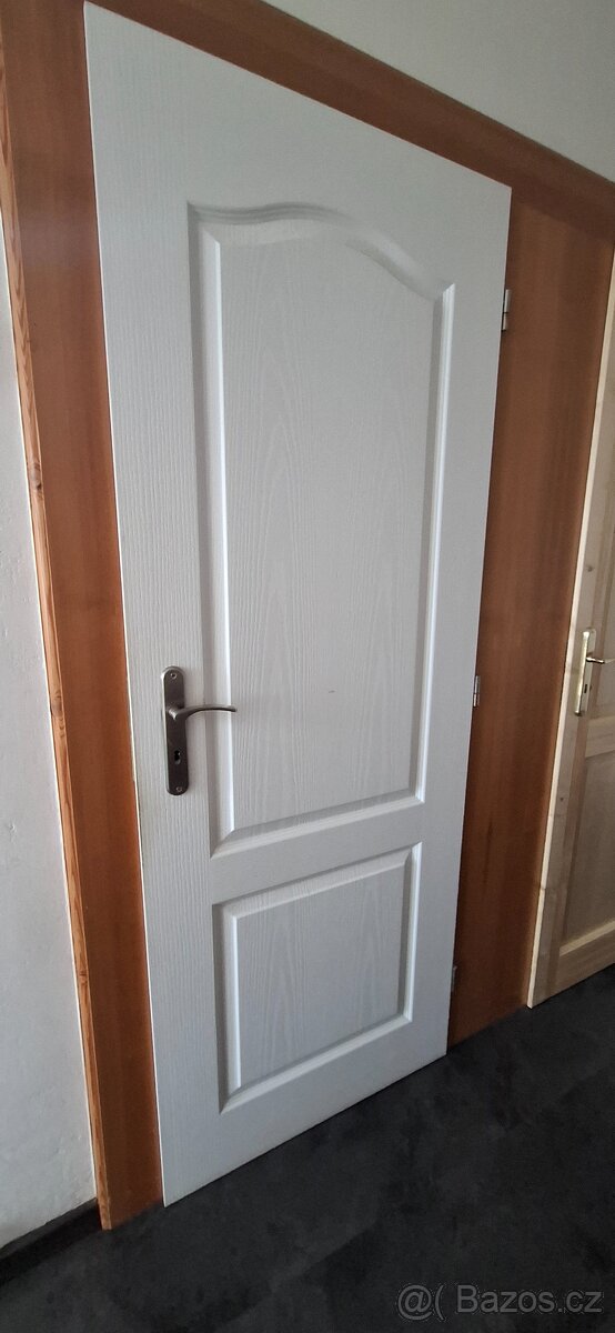 Vnitřní dveře 70 pravé 2x - 5