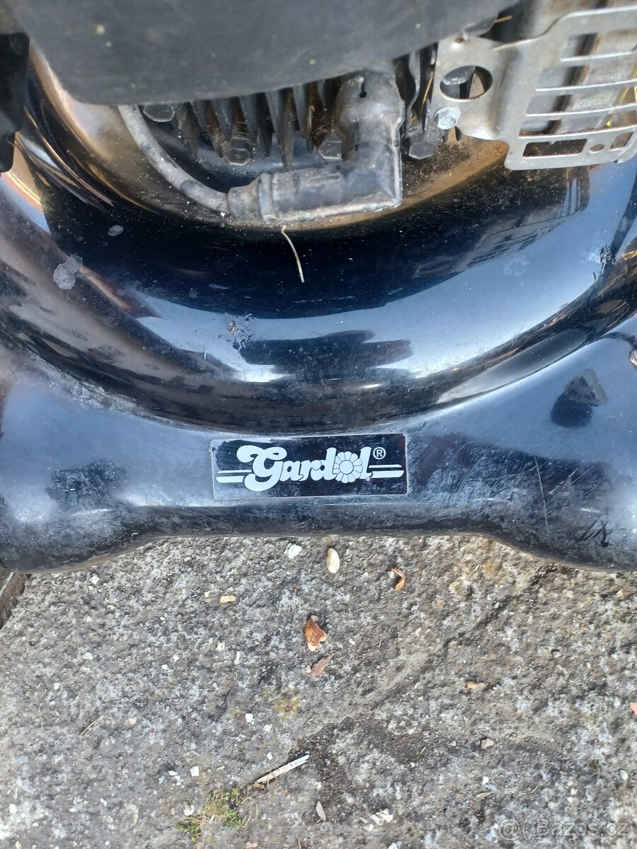 Benzinová sekačka Gardol - 5