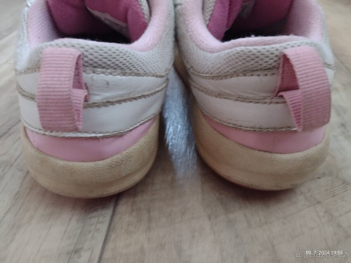 Tenisky, botasky Nike vel.31 - 5