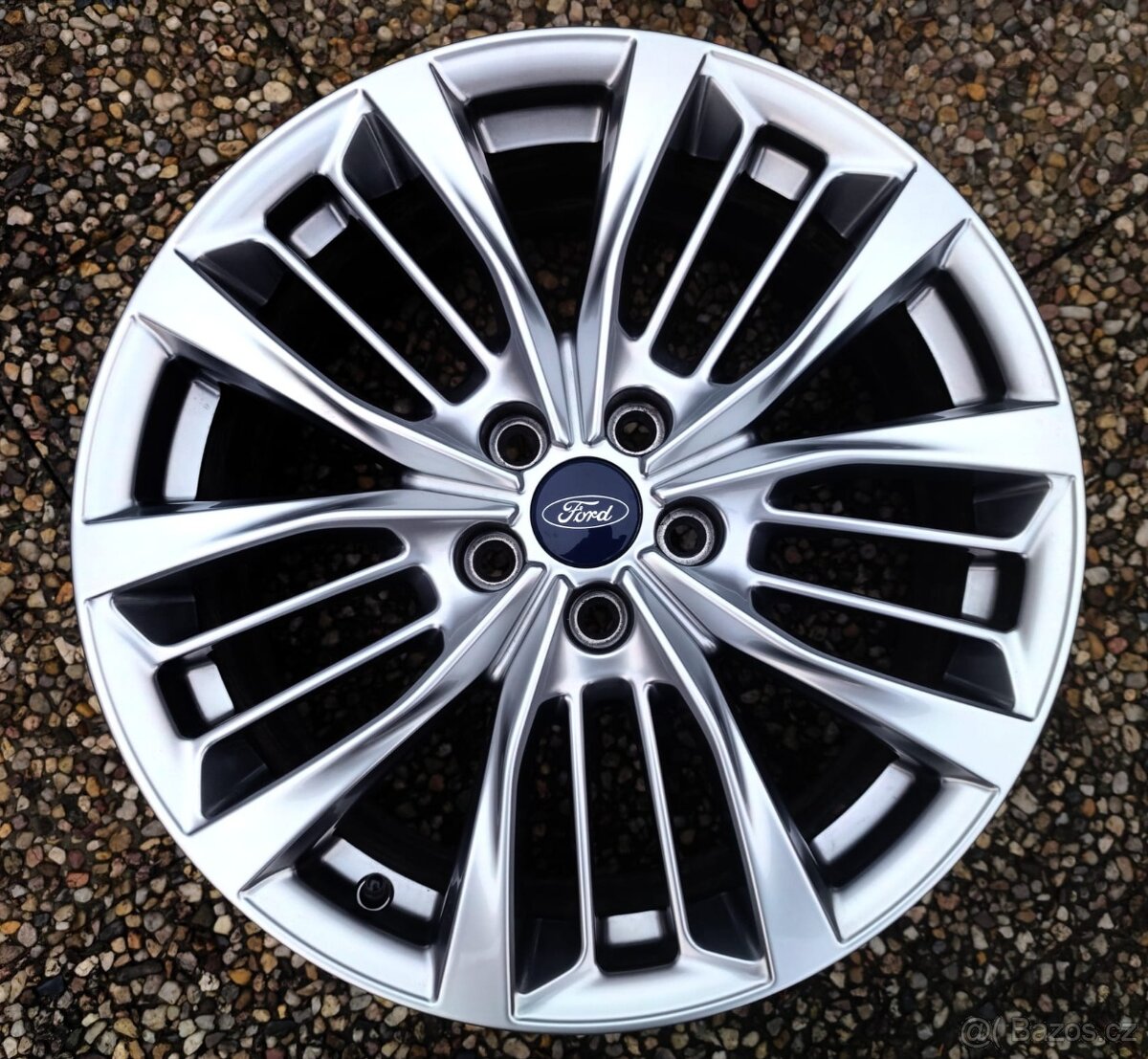 Disky originální Ford Kuga 5x108 R18 - 5