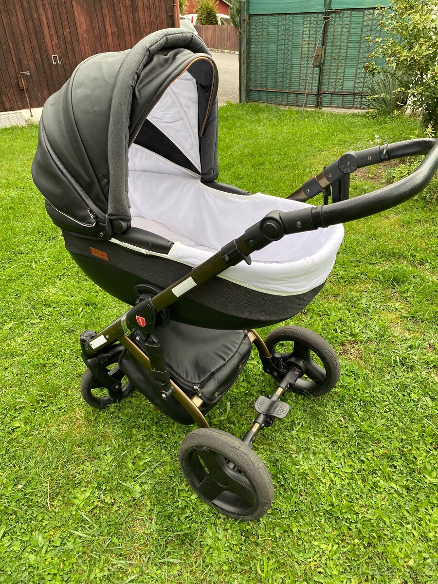 Kočárek Tudore - 5