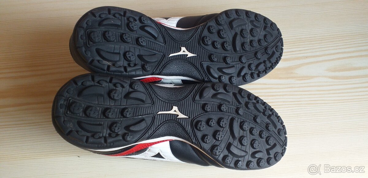 pánské kopačky Mizuno - 5