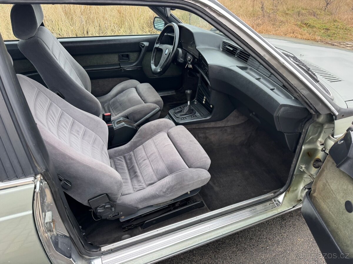 BMW E24 628csi manuál - 5