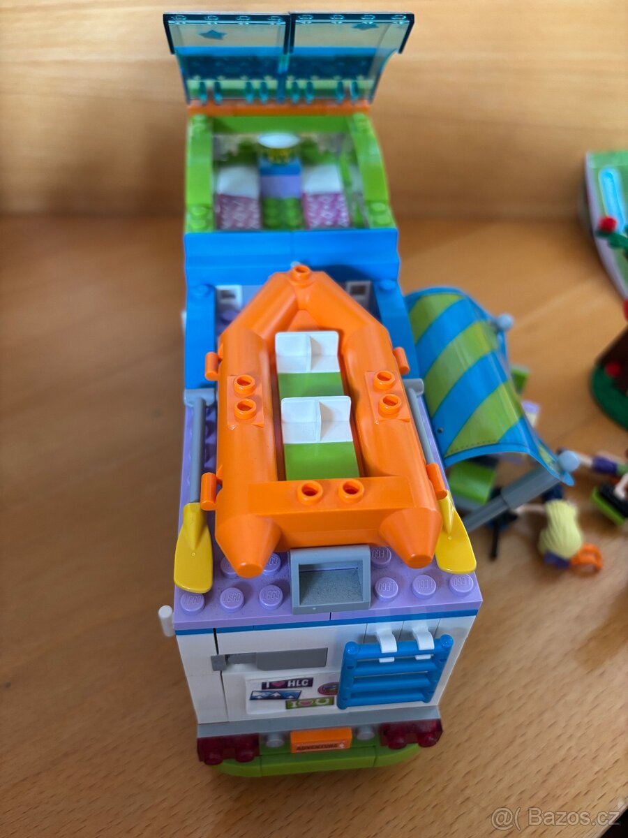 Lego Friends Mia a její karavan 41339 - 5