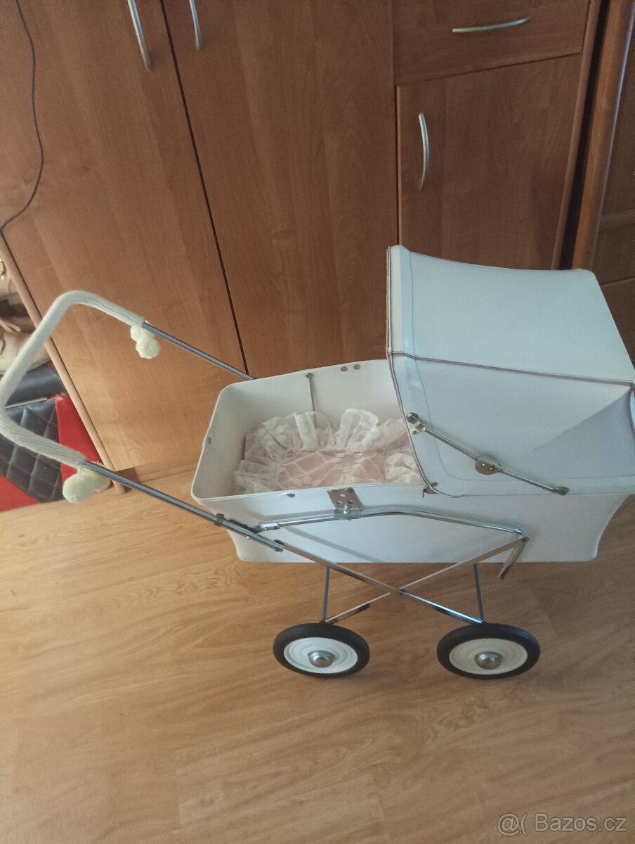 Retro hračky - kočárek - 5