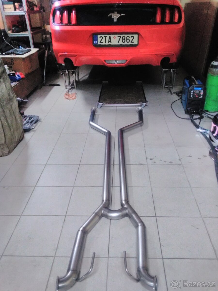 Mustang V6 3.7 Duální laděný výfukový systém Cat-Back