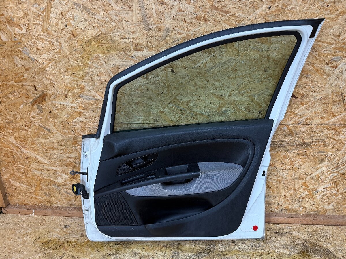 PRAVÉ PŘEDNÍ DVEŘE FIAT LINEA 2007-2012 - 5