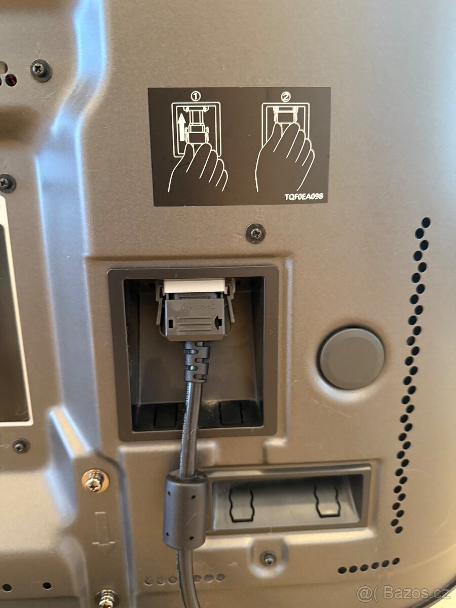 TV Panasonic Viera TH-37PX8EA - 5