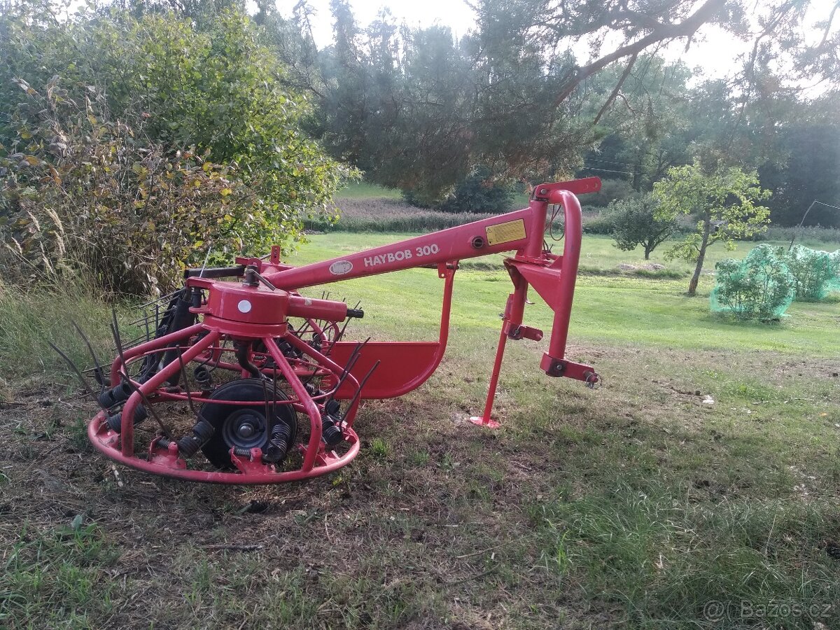 Vicon Haybob 300 - univerzální obraceč a shrnovač sena - 5
