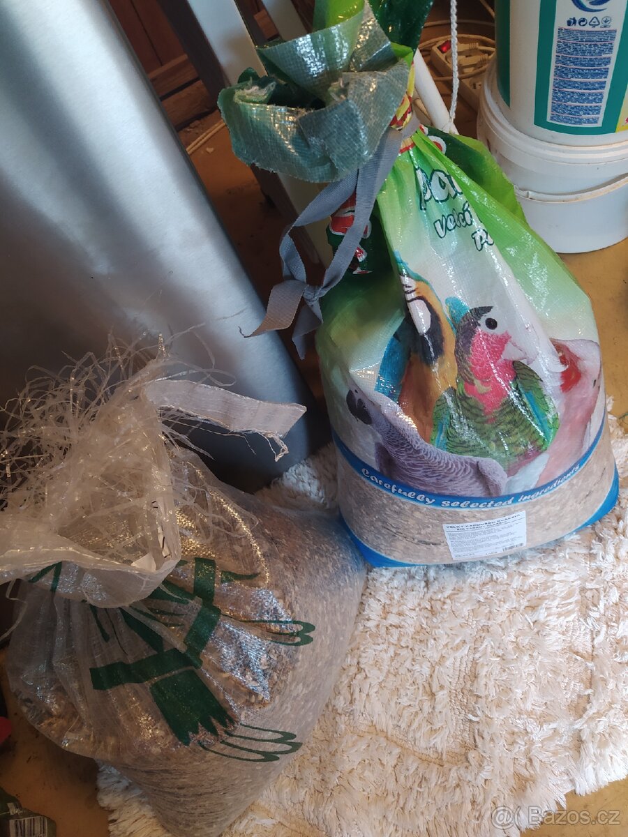 DVA PYTLE KRMENÍ PRO PAPOUSKY - 5