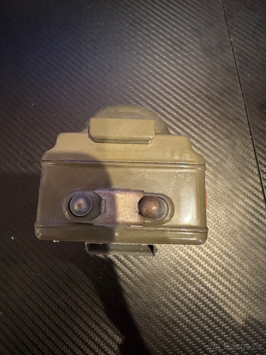 Stará vojenská baterka - 5