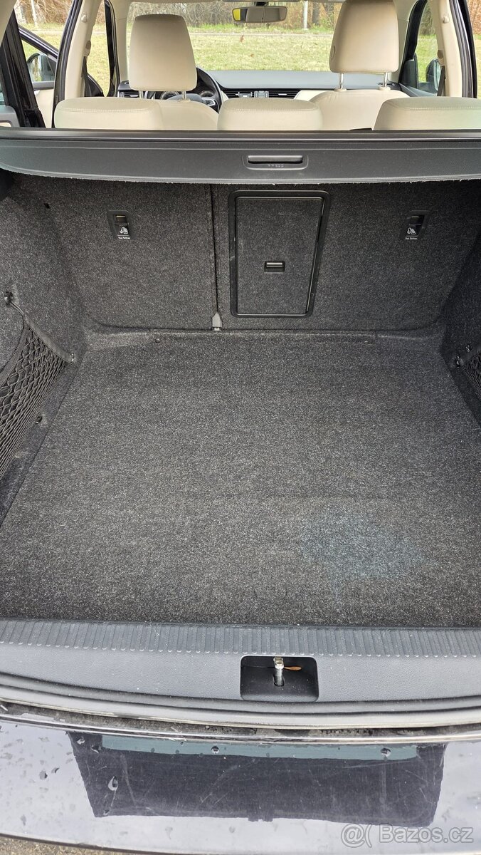 Škoda Octavia, Elegant 2,0 110 kW - 5