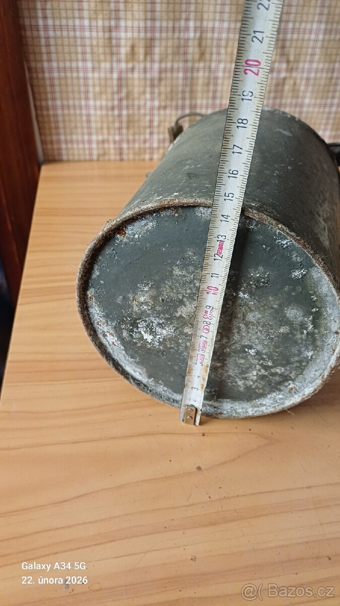 Konvička - 5