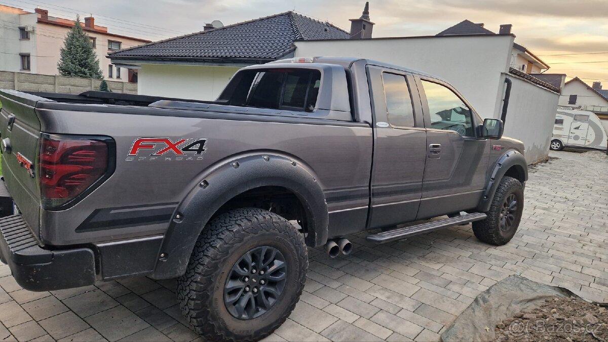 Ford F150 FX4 Raptor