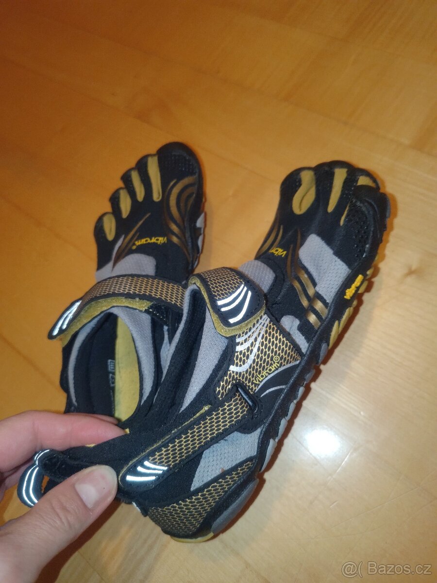 Barefoot fivefingers vel.40 - 5