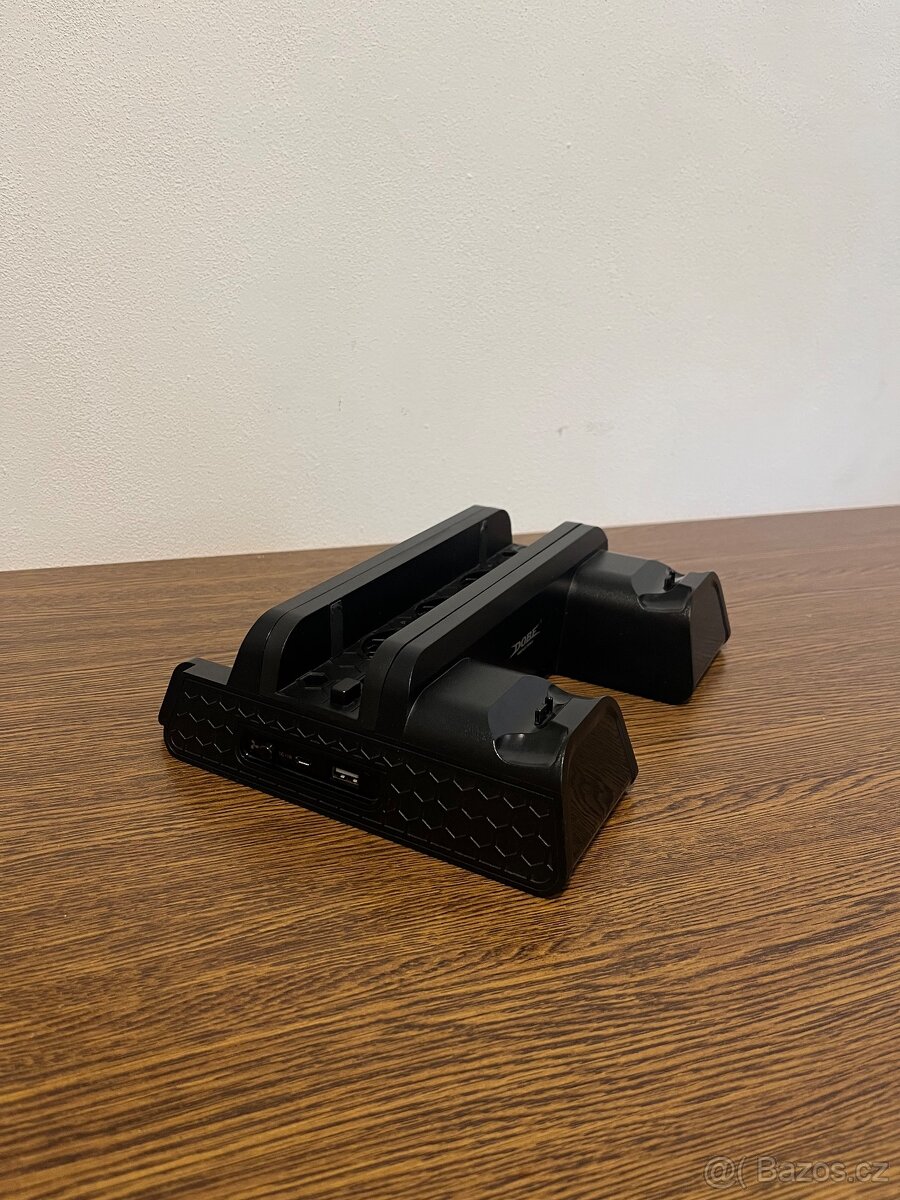 Playstation 4 slim +příslušenství - 5