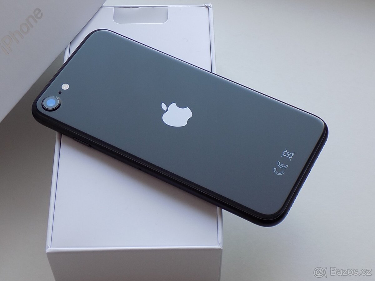 Apple iPhone SE (2020) 128GB Černý - ZÁRUKA - JAKO NOVÝ - 5