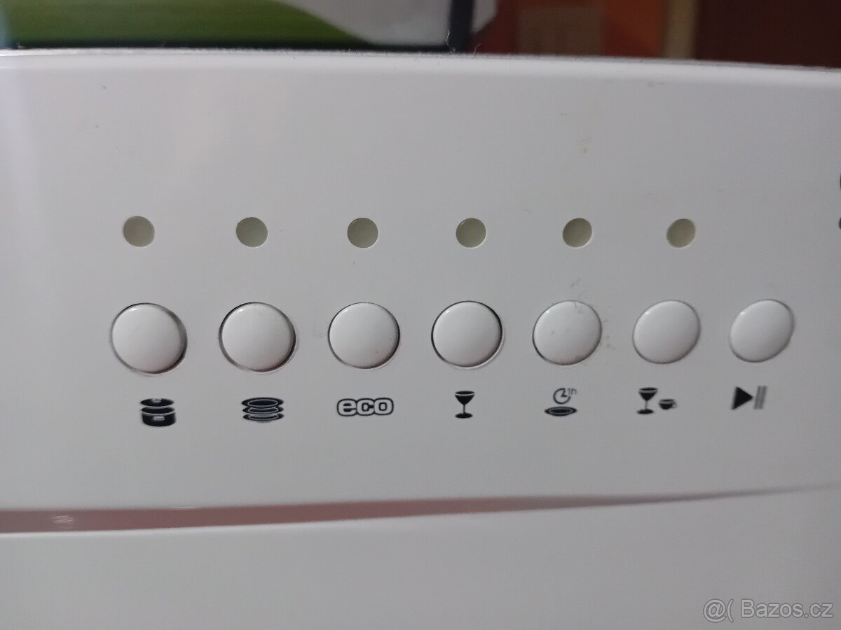 MALÁ STOLNÍ MYČKA NÁDOBÍ HYUNDAI - 5