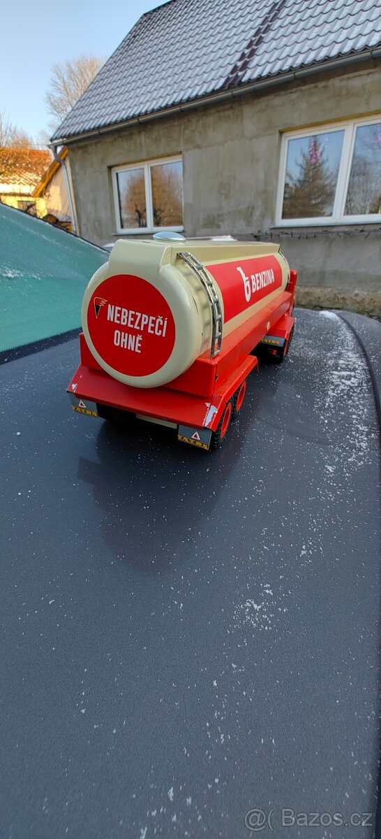 Tatra 138 Benzina - 5