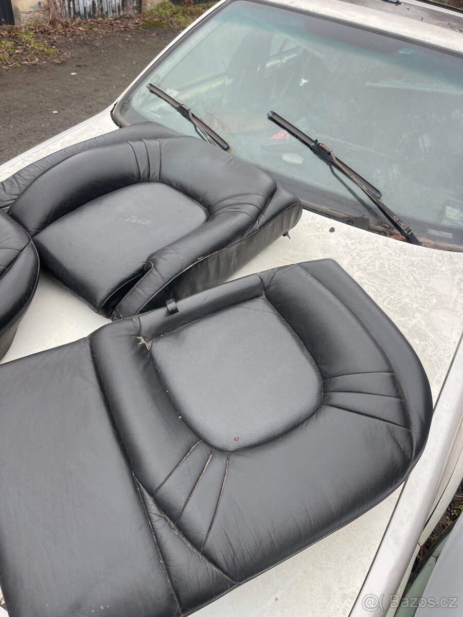 Saab 9-3 Aero OG interiér - 5