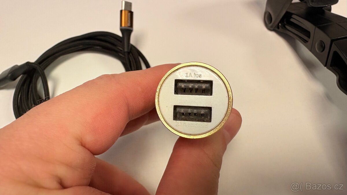 Drzak mobilniho telefonu do auta - 5