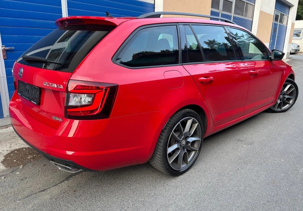 Škoda Octavia lll VRS 2.0TDI - 5