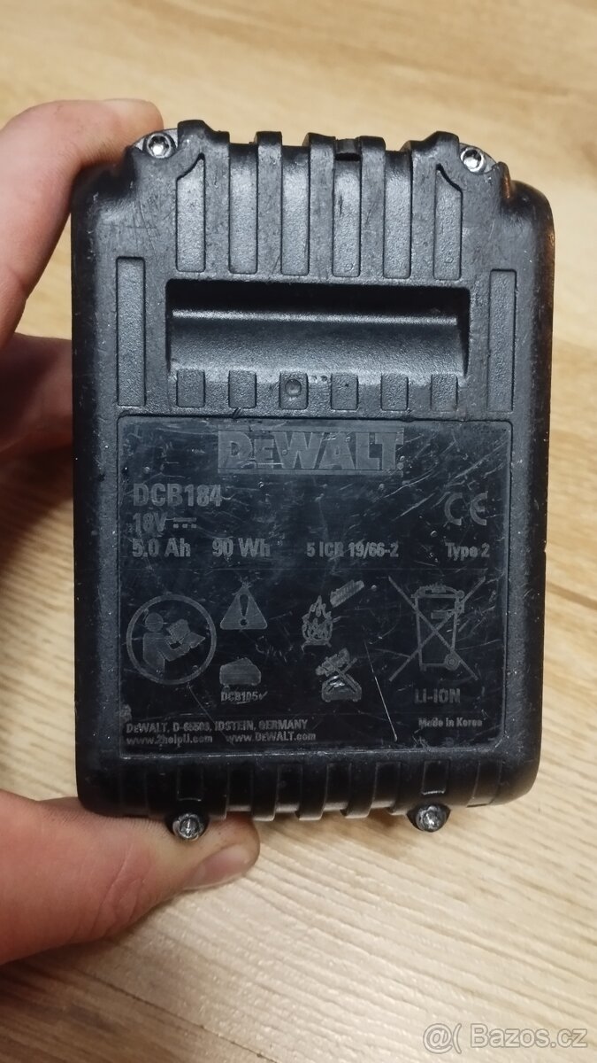 Baterie DeWalt DCB184 - 5