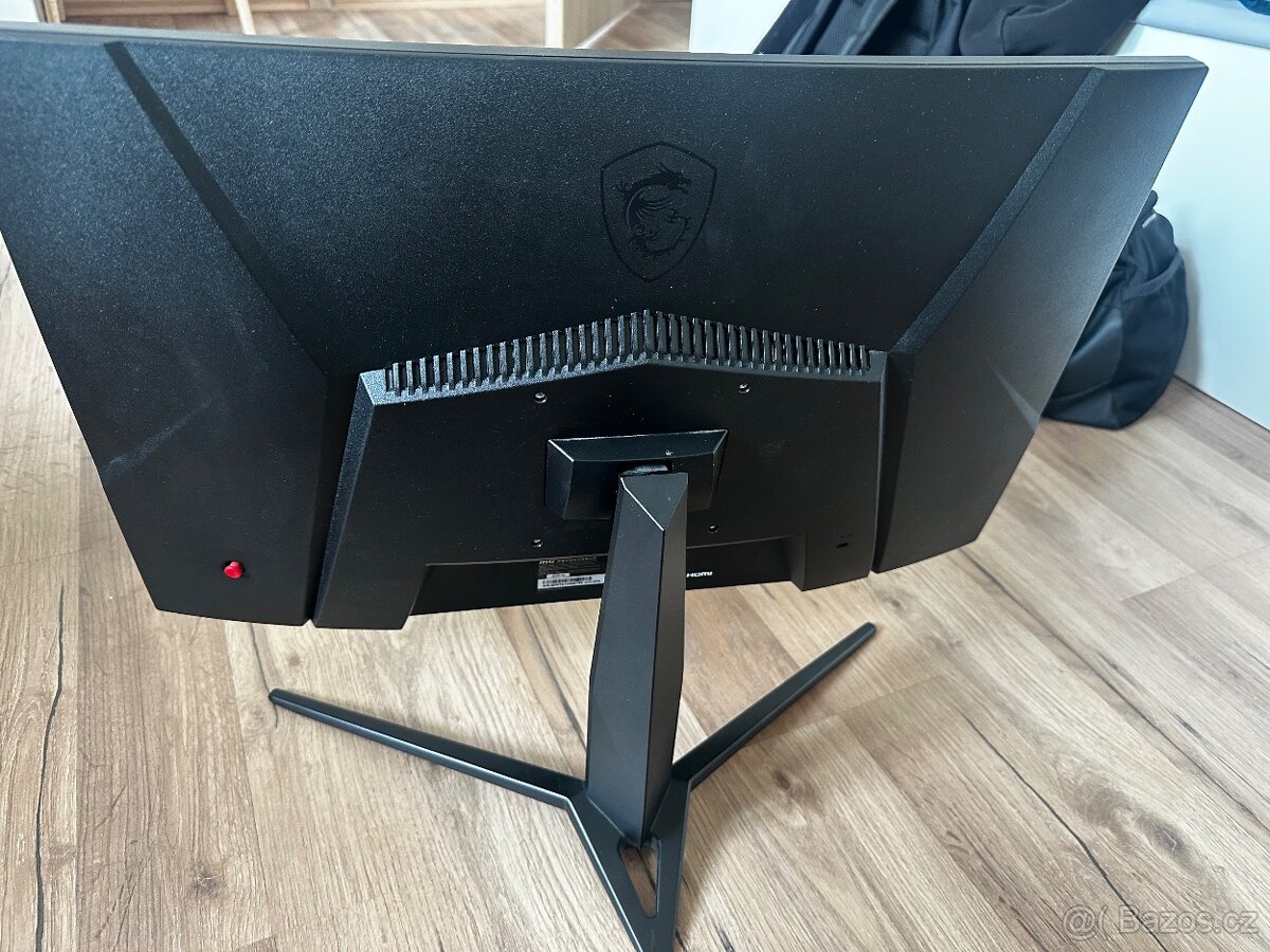 Herní PC + Monitor - 5