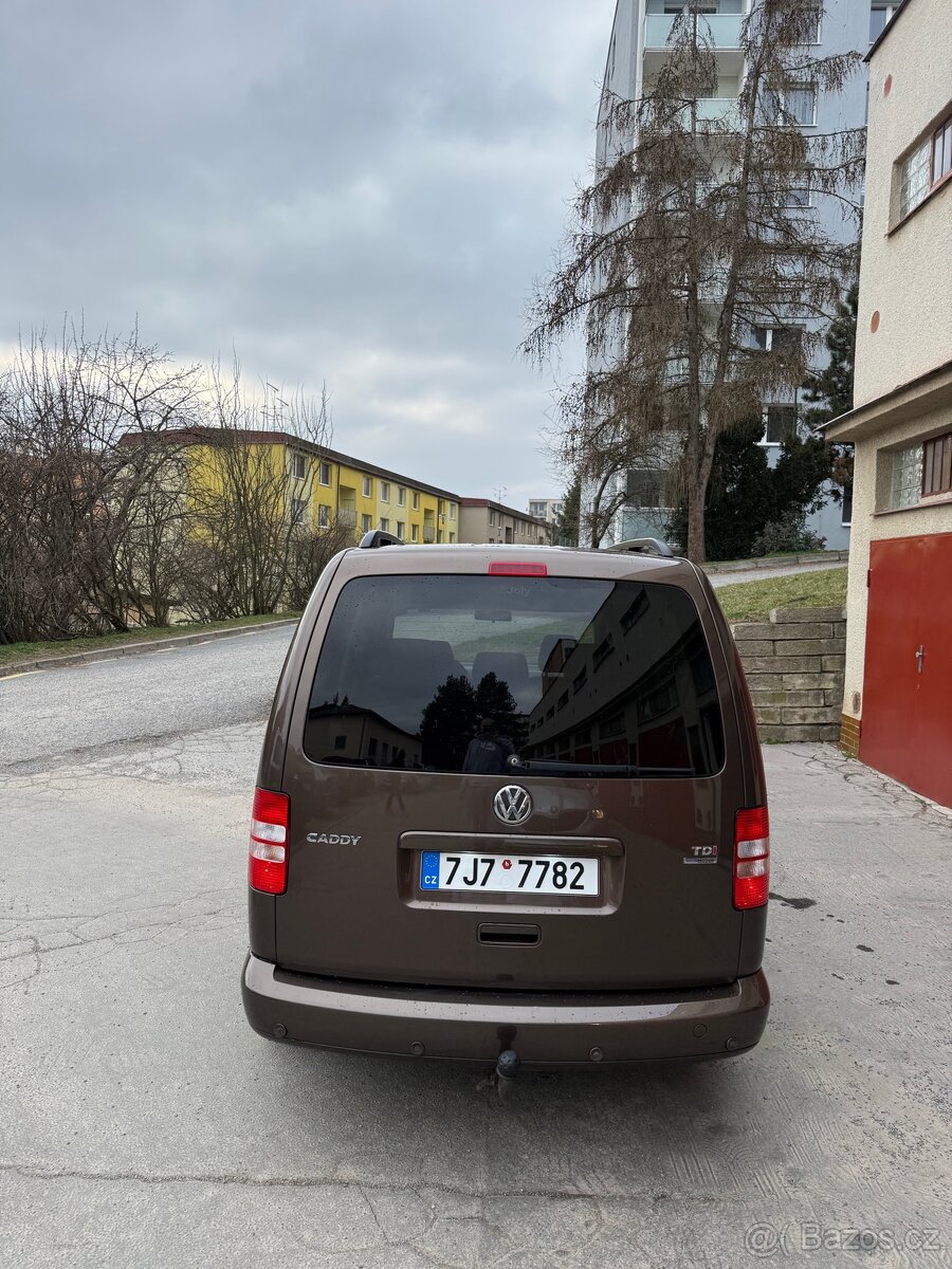 WV Caddy maxi 7 míst - 5