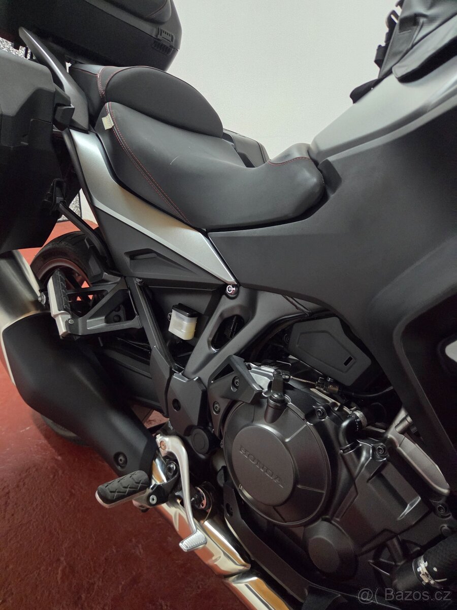 Honda NT1100A - 5