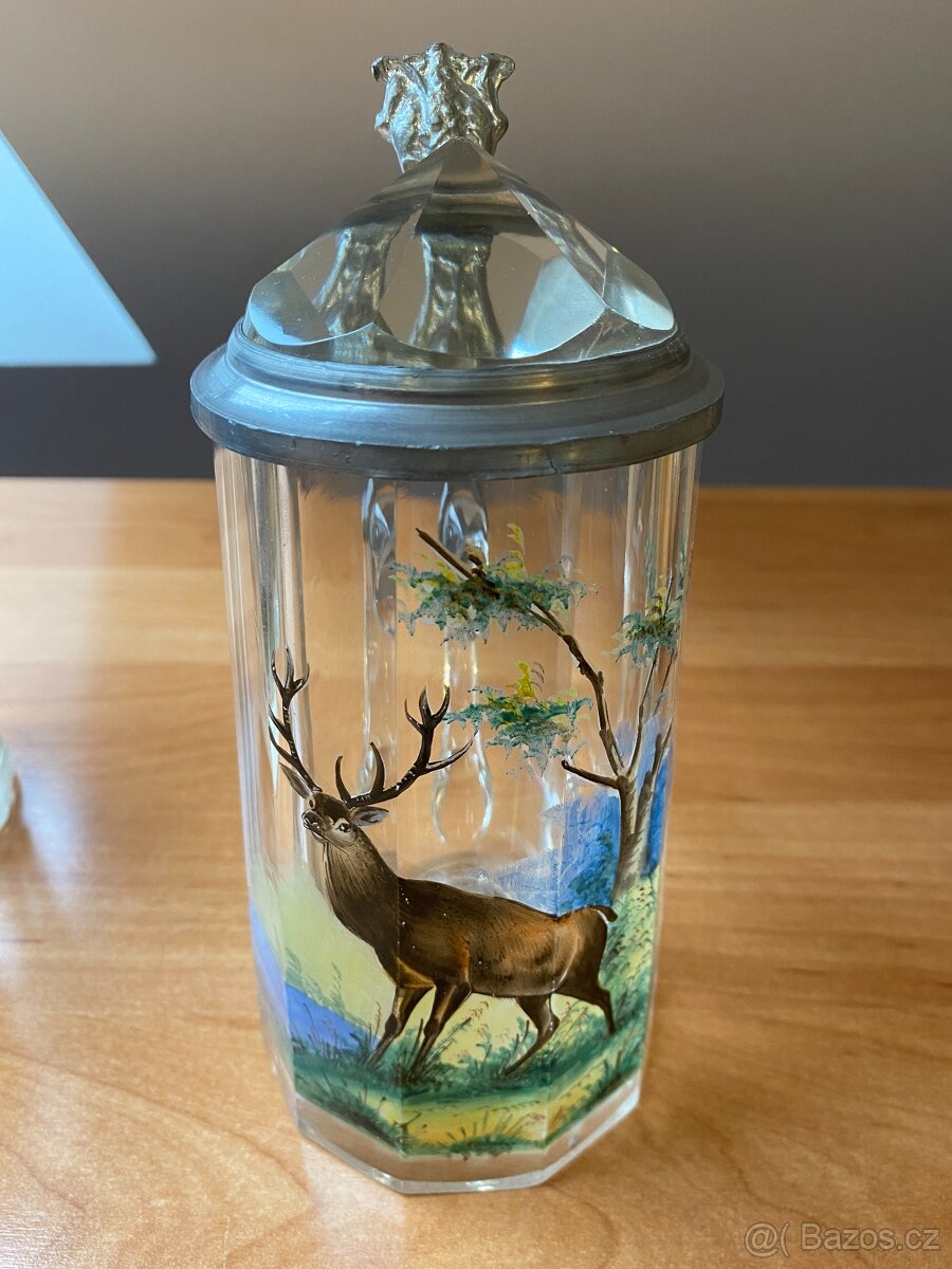 Sběratel nabízí staré skleněné korbele - 5