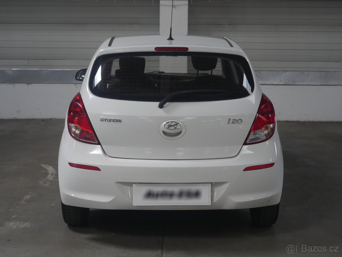 Hyundai I20 1.2i , 63 kW benzín, 2012 - 5