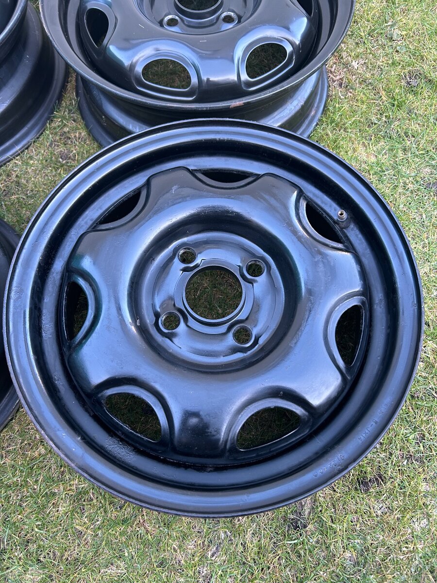 Plechové disky 14” s poklicemi - 5