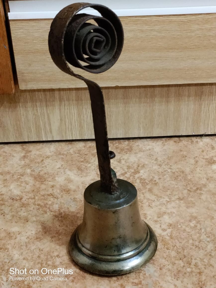 MASIVNI BRONZOVÝ ZVON Z DOB PRVNÍ REPUBLIKY - 5