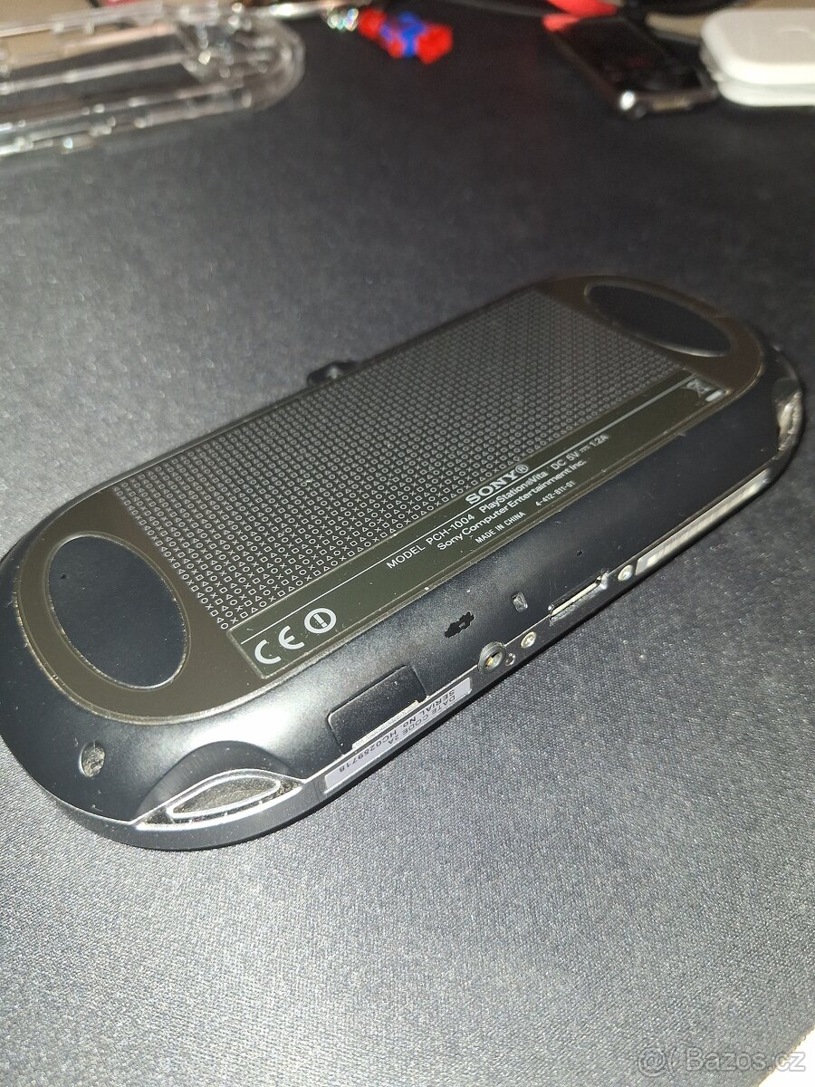 PlayStation vita 1000 - 5