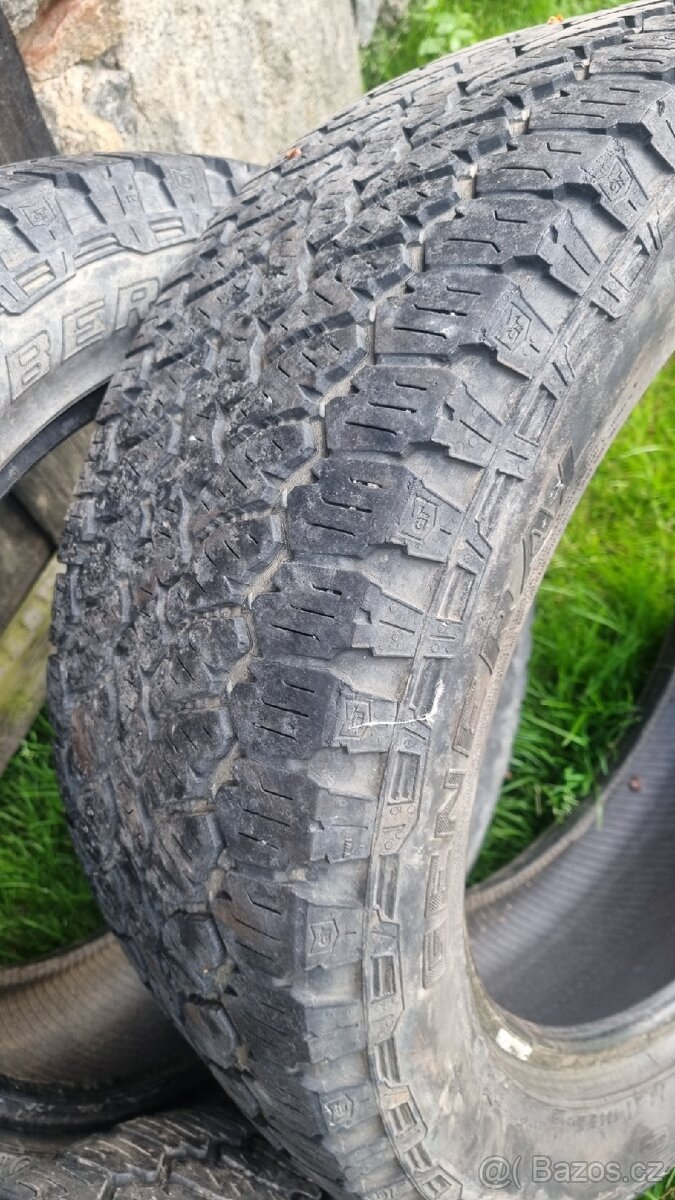 Gumy all terrain 235/55R18 - 5