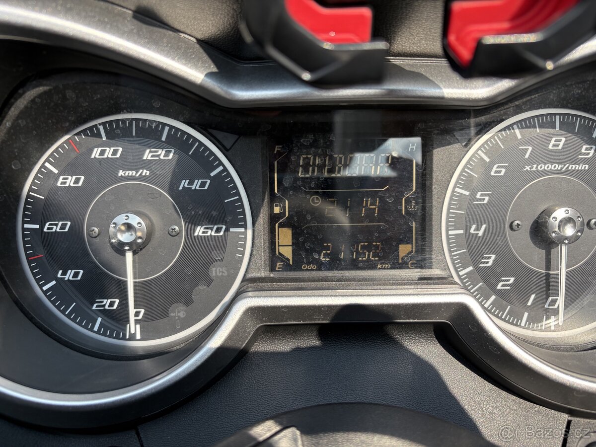 Yamaha xmax 125 - 5