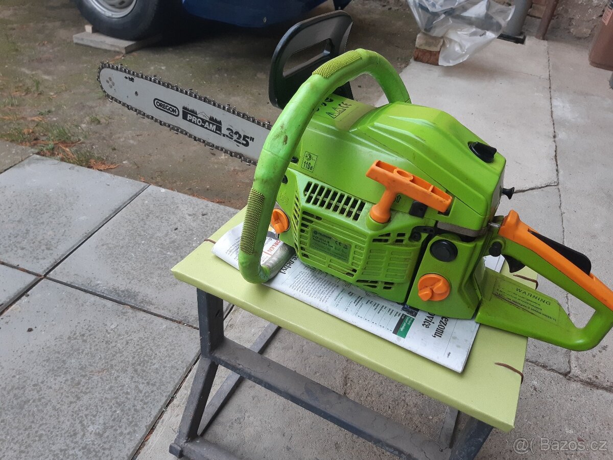 Benzínová motorová pila Fieldmann FZP 4516-B - 5