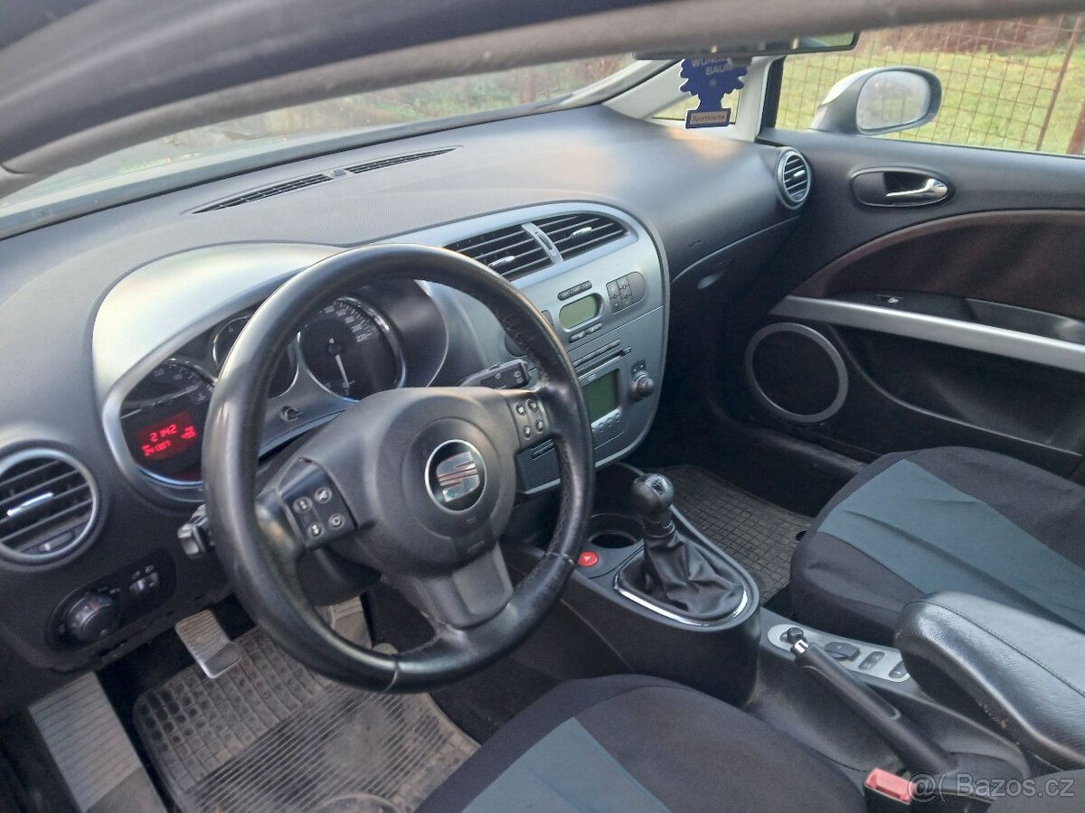 Seat Leon 1.9Tdi, 77kW, nová STK,tažné - 5