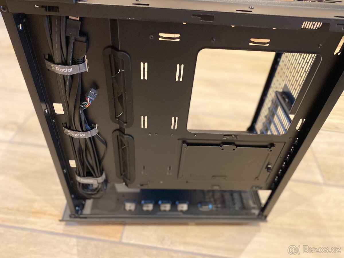 Fractal Design North Charcoal Black TG Dark - 5