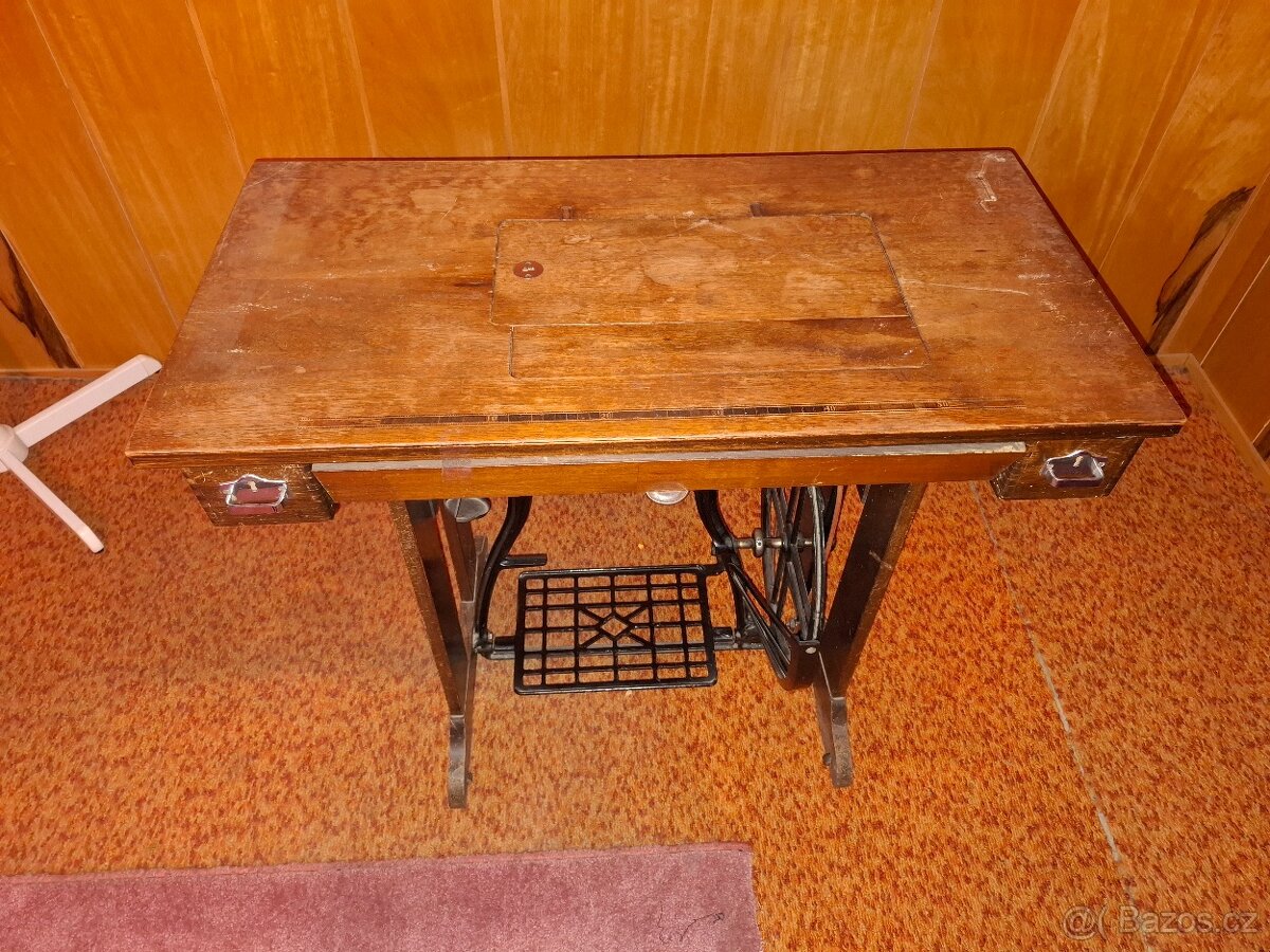 Prodám starý šicí stroj - 5