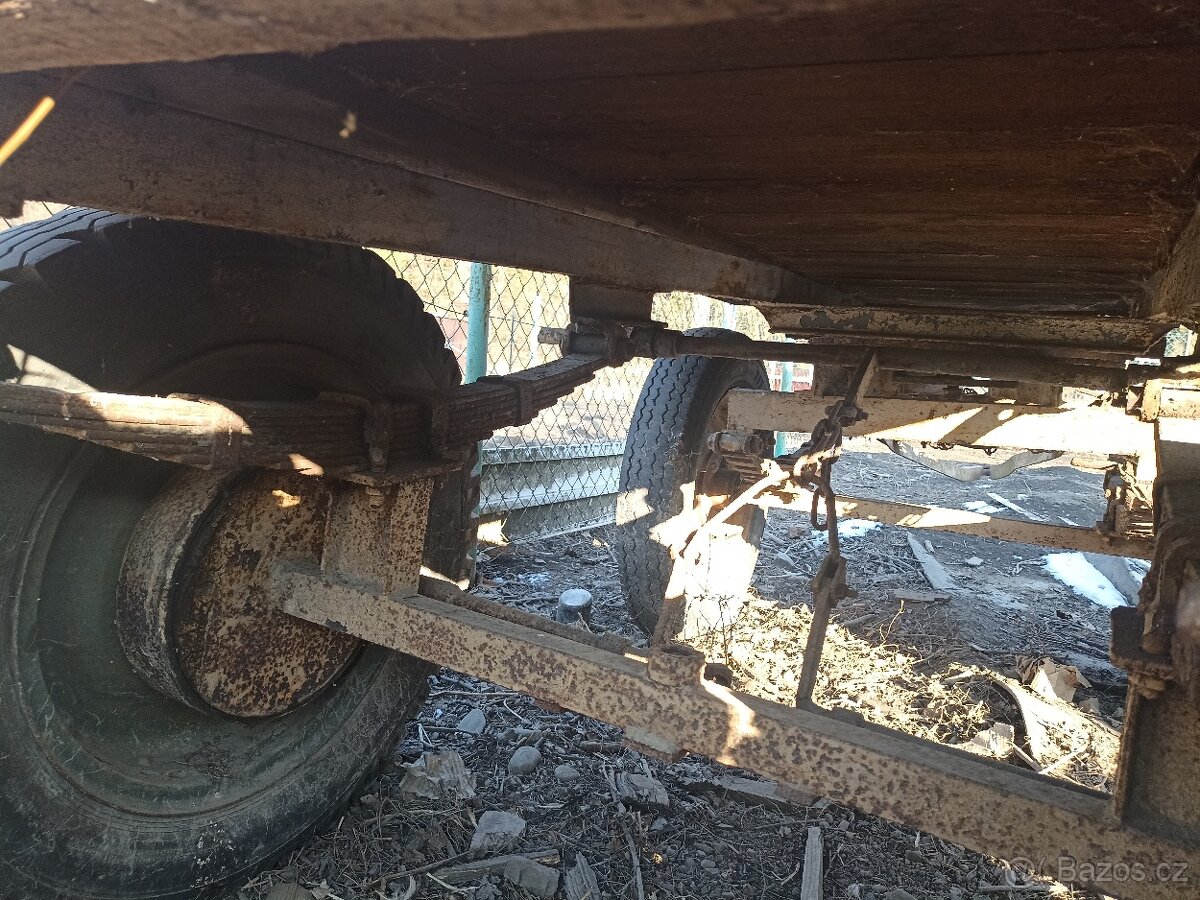 Malá čtyřkolová vlečka - 5