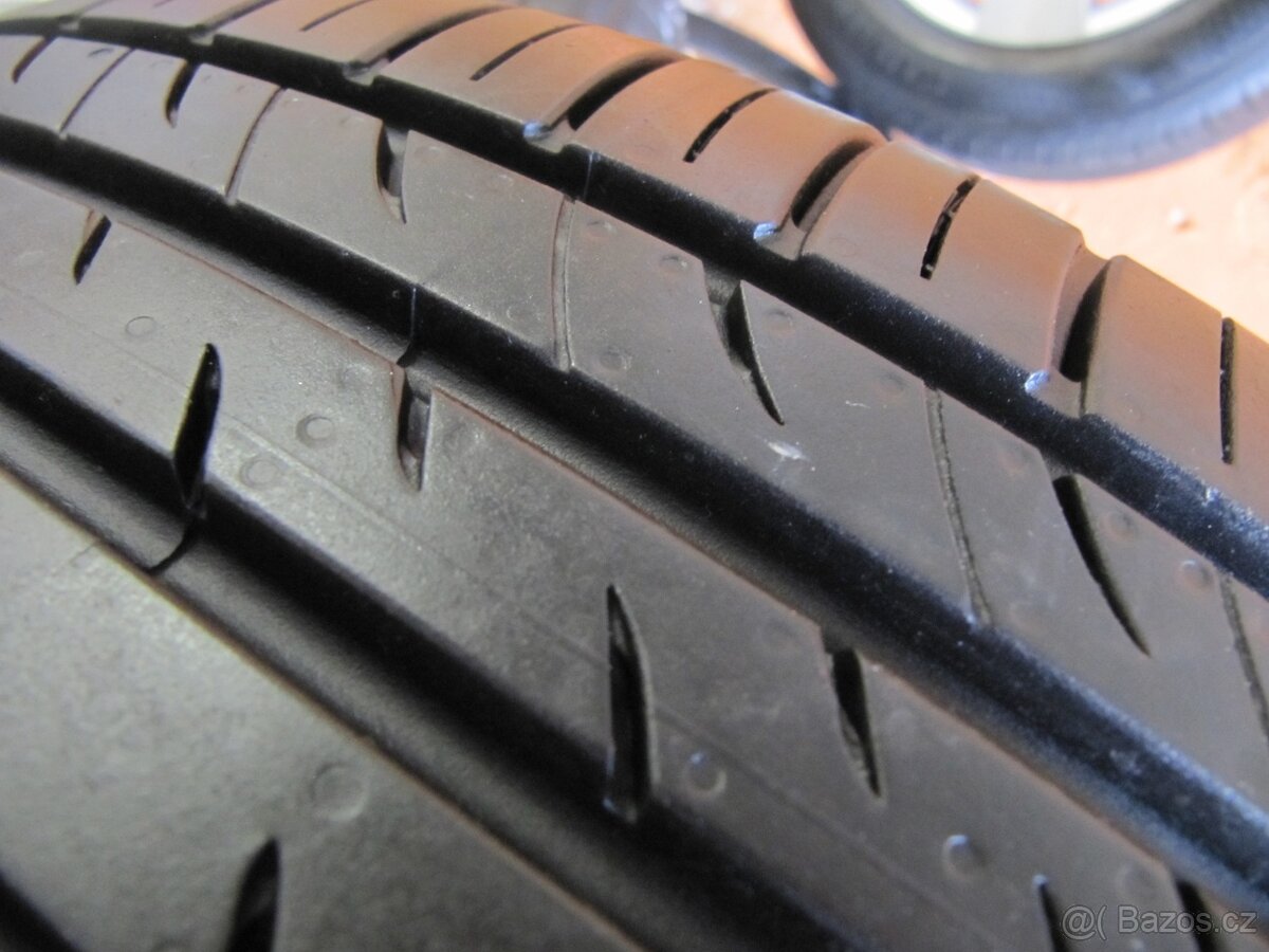 Alu Škoda + 215/60/16 TOP stav- stav nových - 5