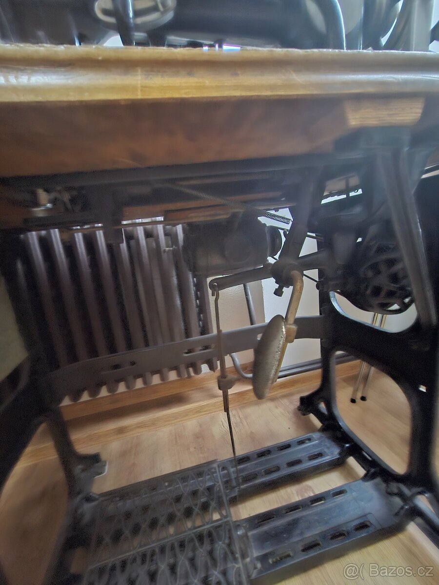 Prodám vyšívací stroj - 5