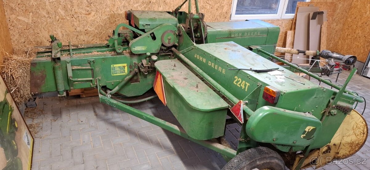 Vysokotlaký lis na balíky JD 224T - 5