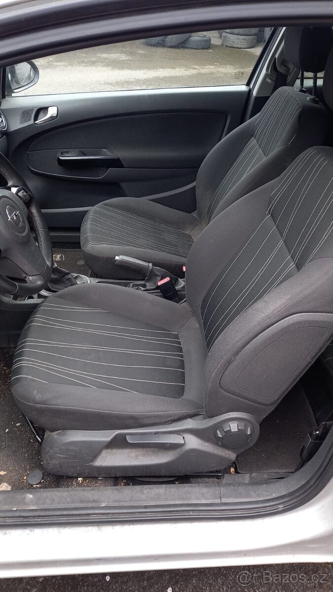 Opel Corsa 1.4 - 5