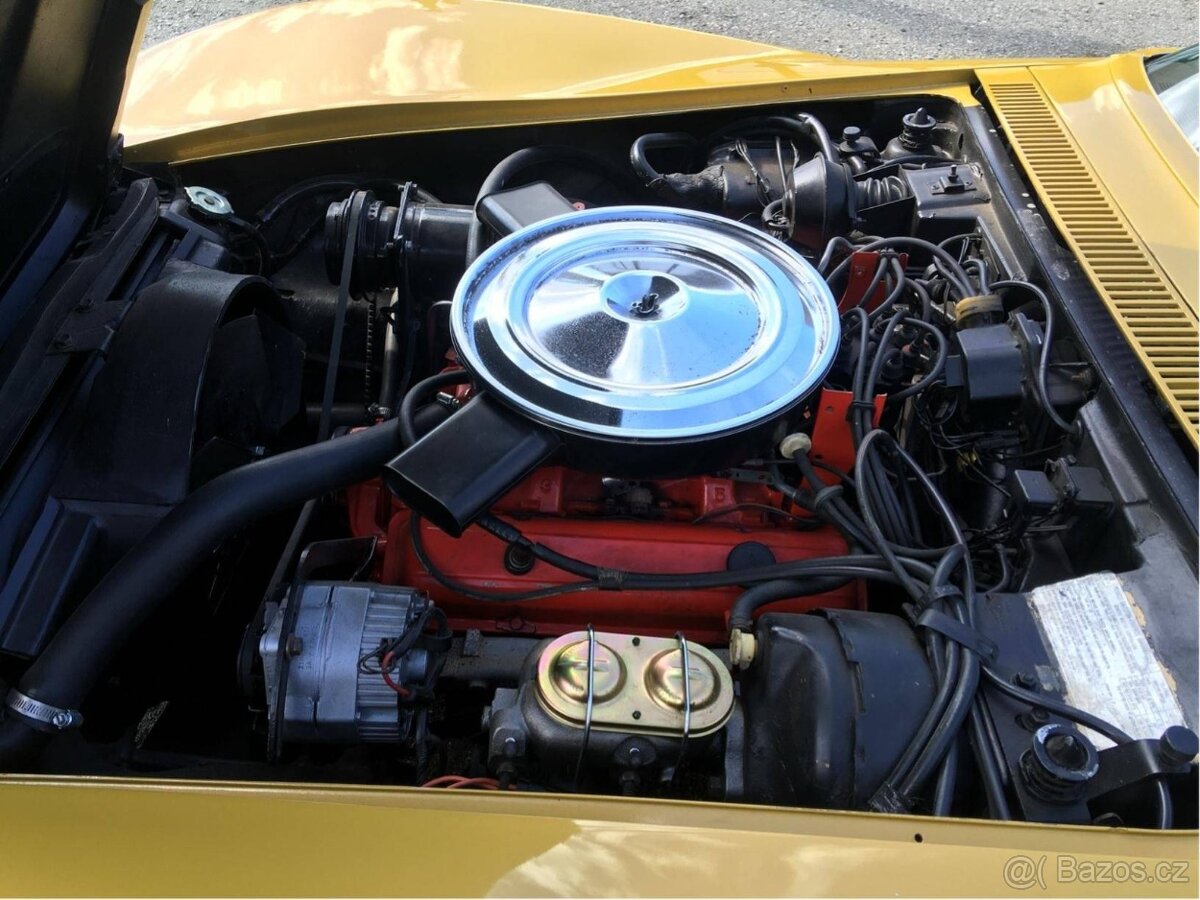 Chevrolet Corvette - 5
