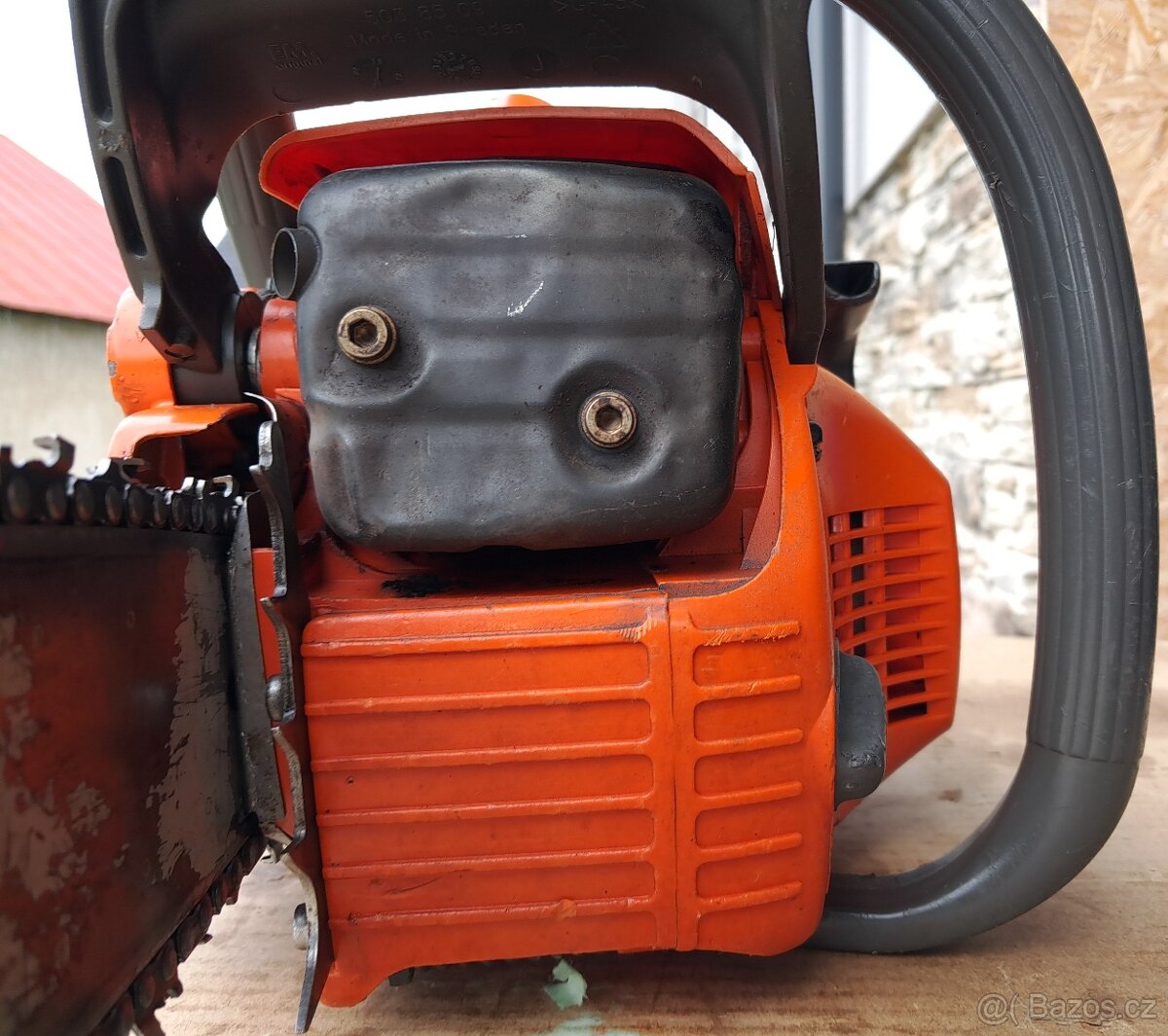 Husqvarna 345 motorova pila zaruce - 5